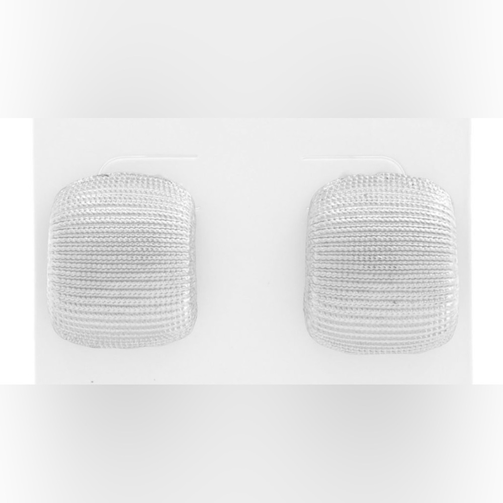 Silver Earrings - Picture 1 of 1